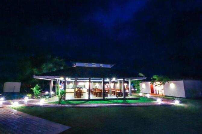 Ceyloni Hotel Sigiriya Luaran gambar